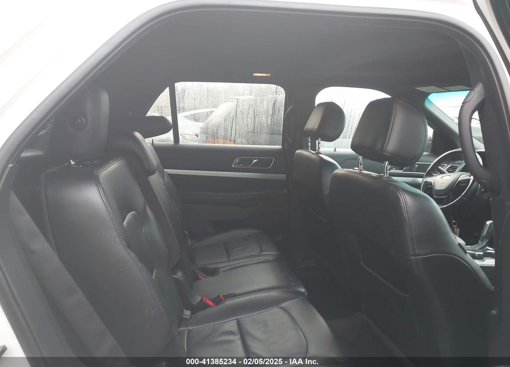2016 FORD EXPLORER VIN: 1FM5K8D8XGGC00265