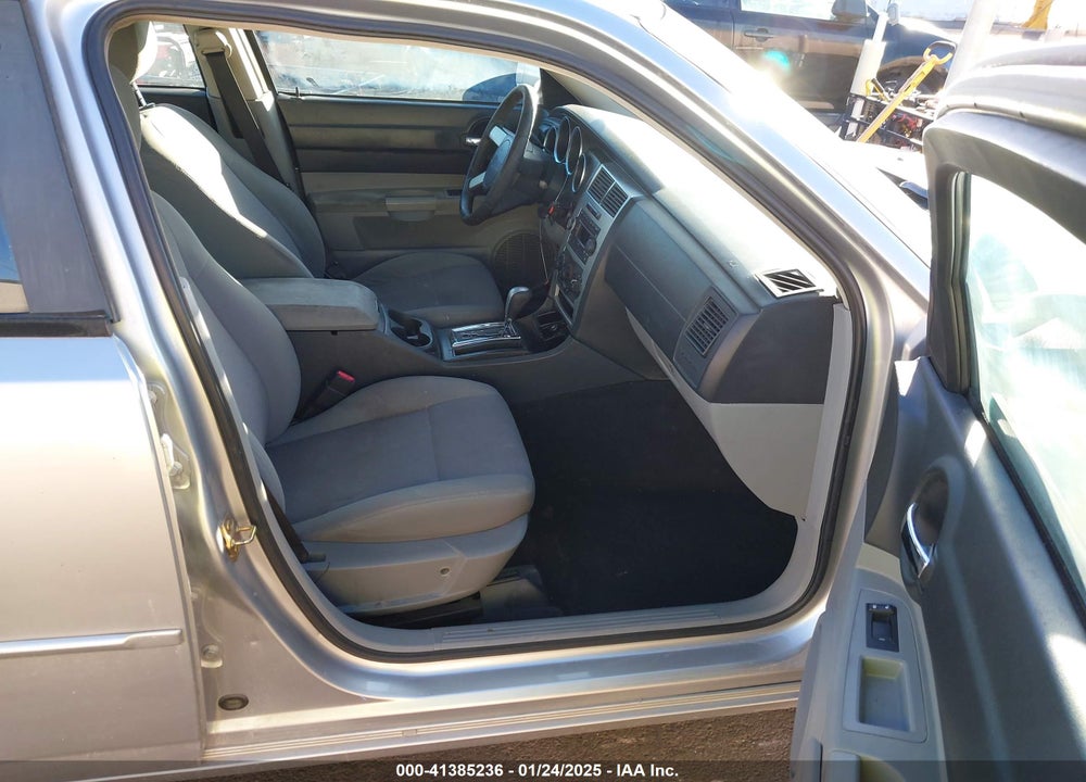 2007 DODGE CHARGER VIN: 2B3KA43G07H607576