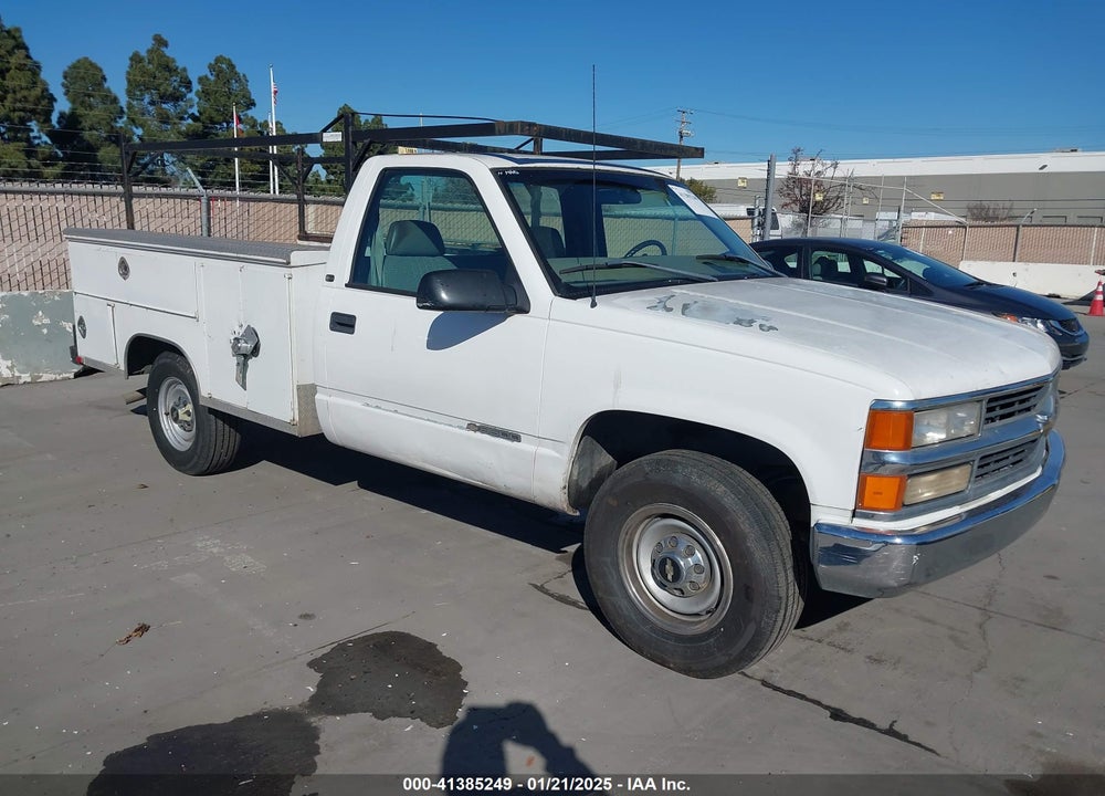 1998 CHEVROLET C3500 CHASSIS VIN: 1GBGC34R0WF008528