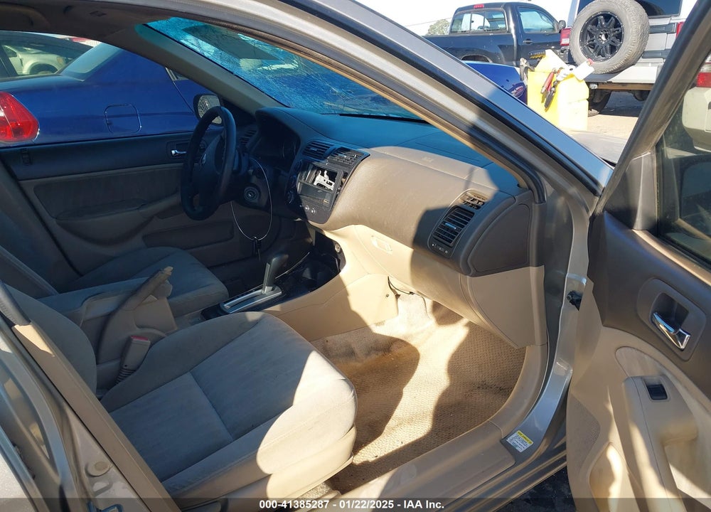 2005 HONDA CIVIC LX VIN: 2HGES16605H532581