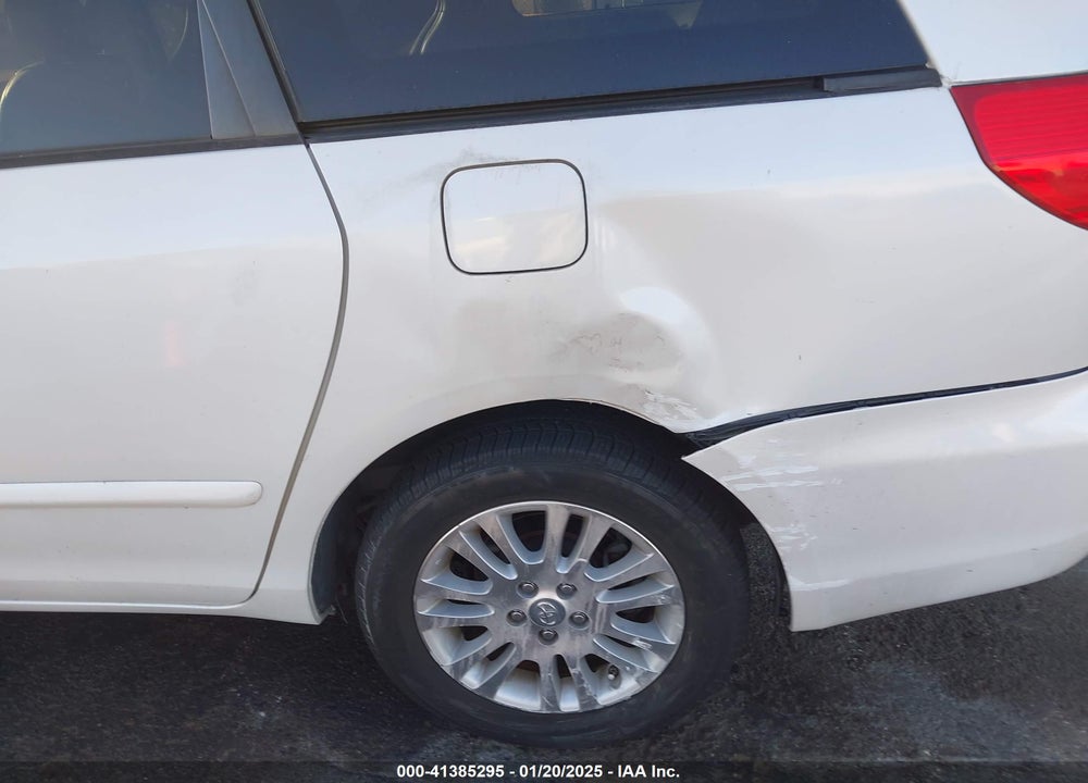 2007 TOYOTA SIENNA XLE VIN: 5TDZK22C67S089858