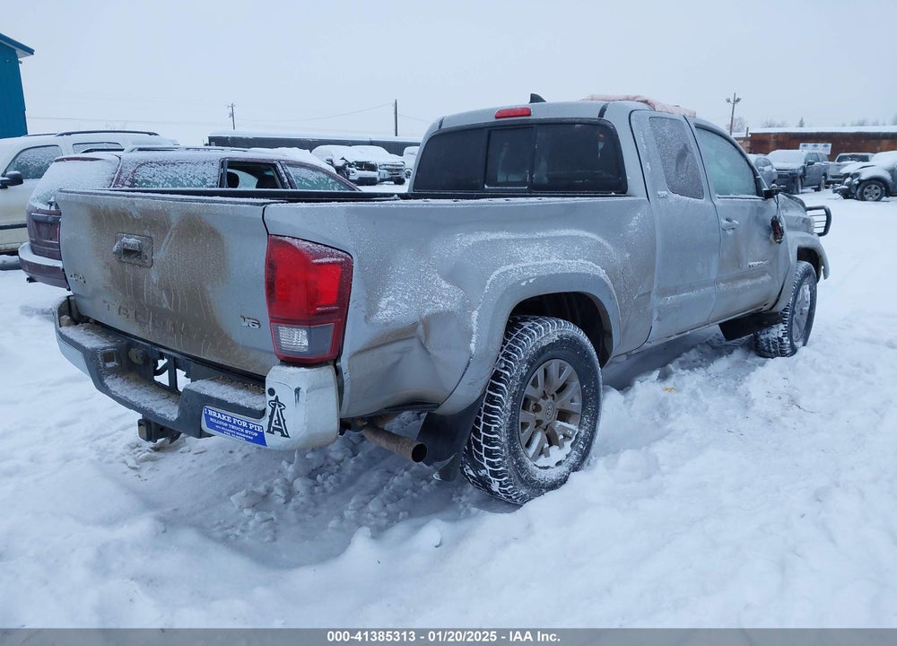 2019 TOYOTA TACOMA SR5 V6 VIN: 5TFSZ5AN8KX184460