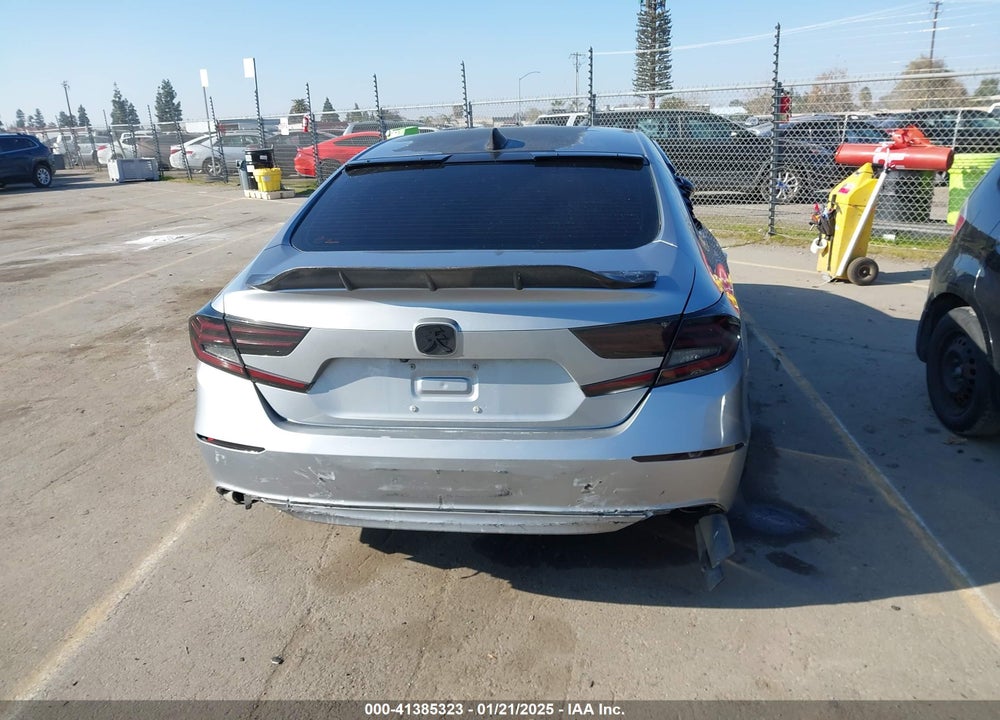2019 HONDA ACCORD VIN: 1HGCV1F30KA123818