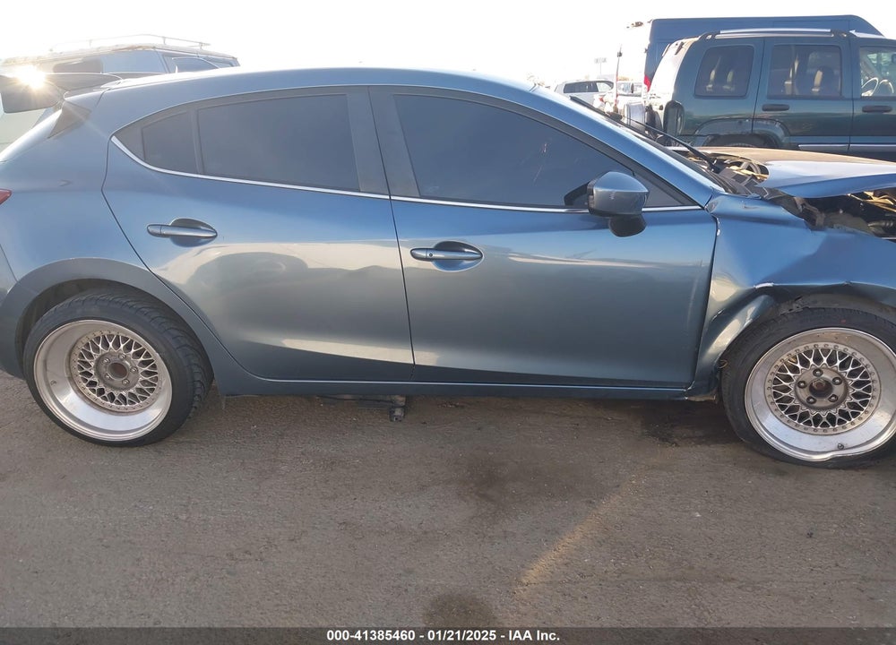 2015 MAZDA MAZDA3 VIN: JM1BM1M30F1266886