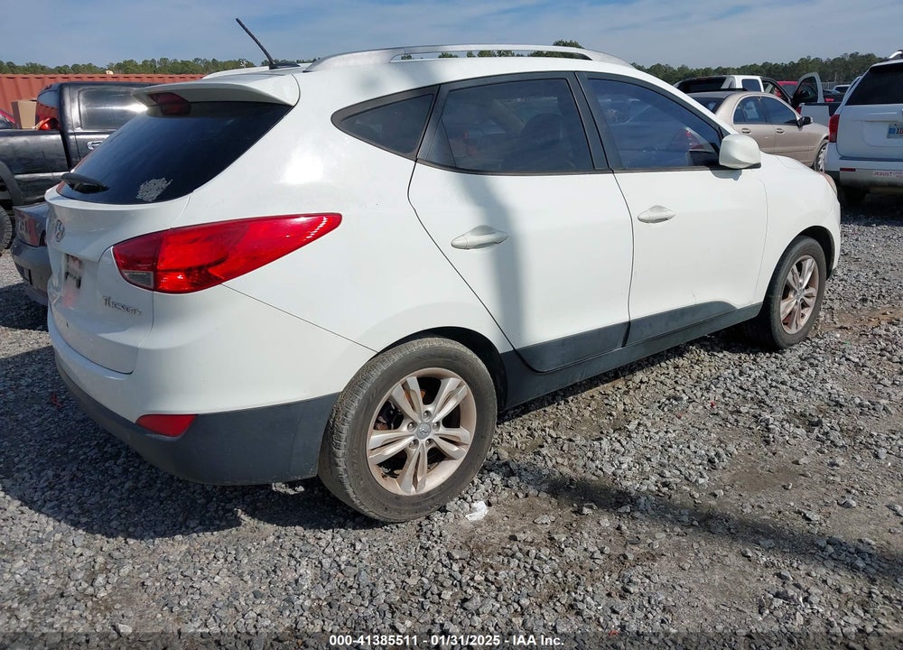 2011 HYUNDAI TUCSON GLS VIN: KM8JU3AC2BU259728