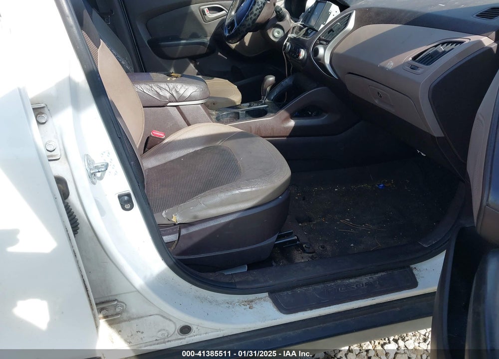 2011 HYUNDAI TUCSON GLS VIN: KM8JU3AC2BU259728