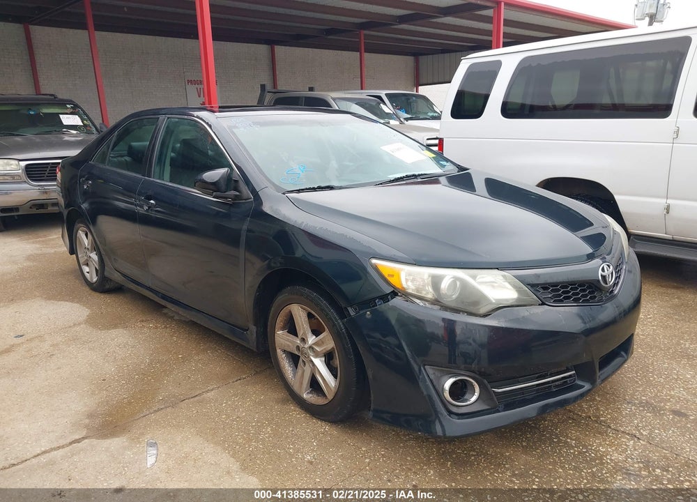 2014 TOYOTA CAMRY SE VIN: 4T1BF1FK1EU837373
