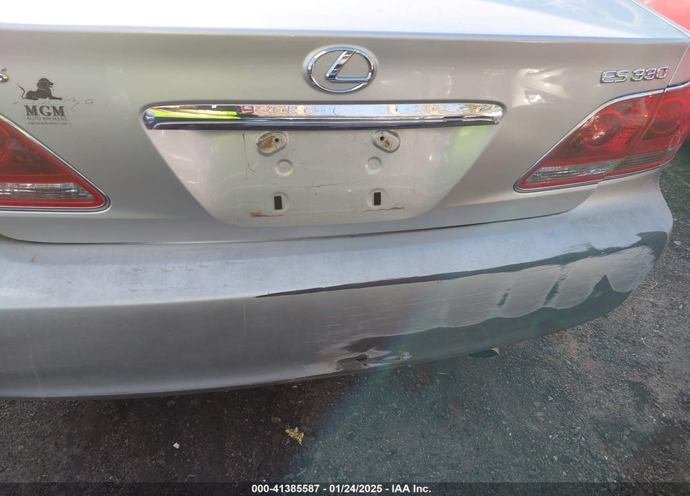 2005 LEXUS ES 330 VIN: JTHBA30G855069662