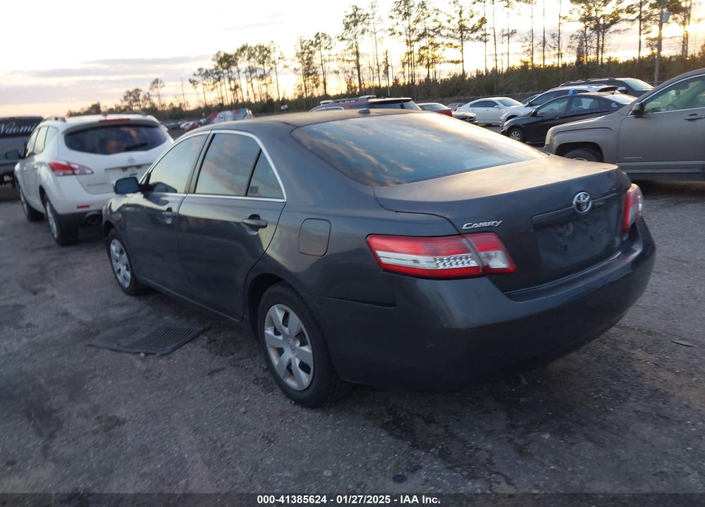 2011 TOYOTA CAMRY LE VIN: 4T1BF3EK5BU205811