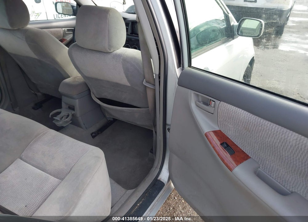 2005 TOYOTA COROLLA LE VIN: 2T1BR32E75C413717