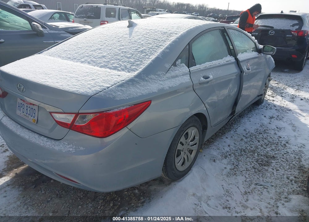 2011 HYUNDAI SONATA VIN: 5NPEB4AC8BH157068