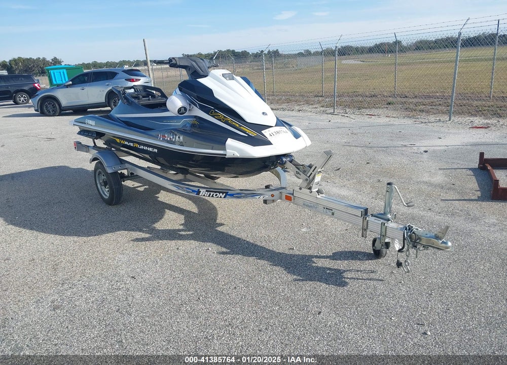 2018 YAMAHA VX CRUISER HO VIN: YAMA0521B818