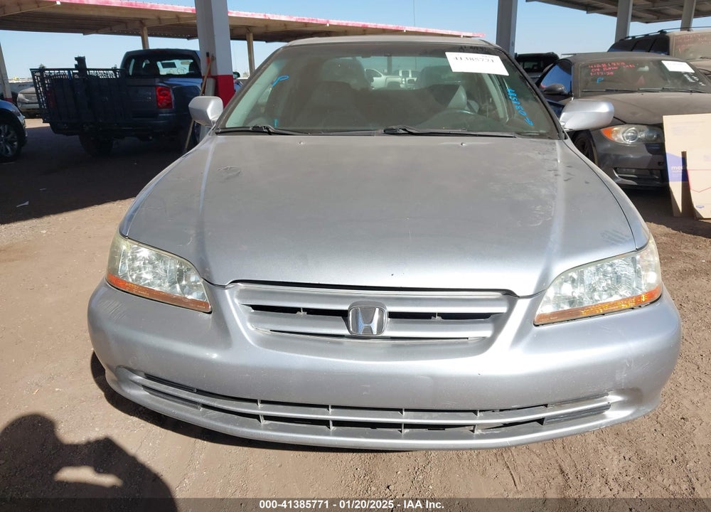 2002 HONDA ACCORD 3.0 EX VIN: 1HGCG16592A038584