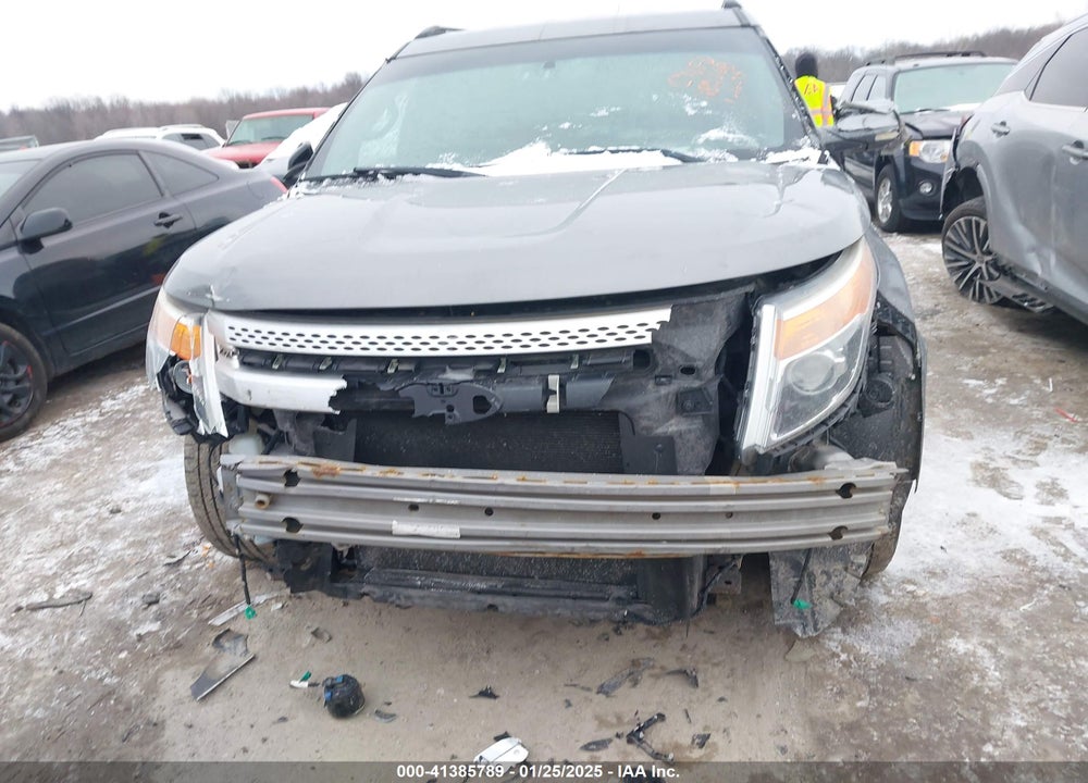 2011 FORD EXPLORER XLT VIN: 1FMHK7D85BGA37928