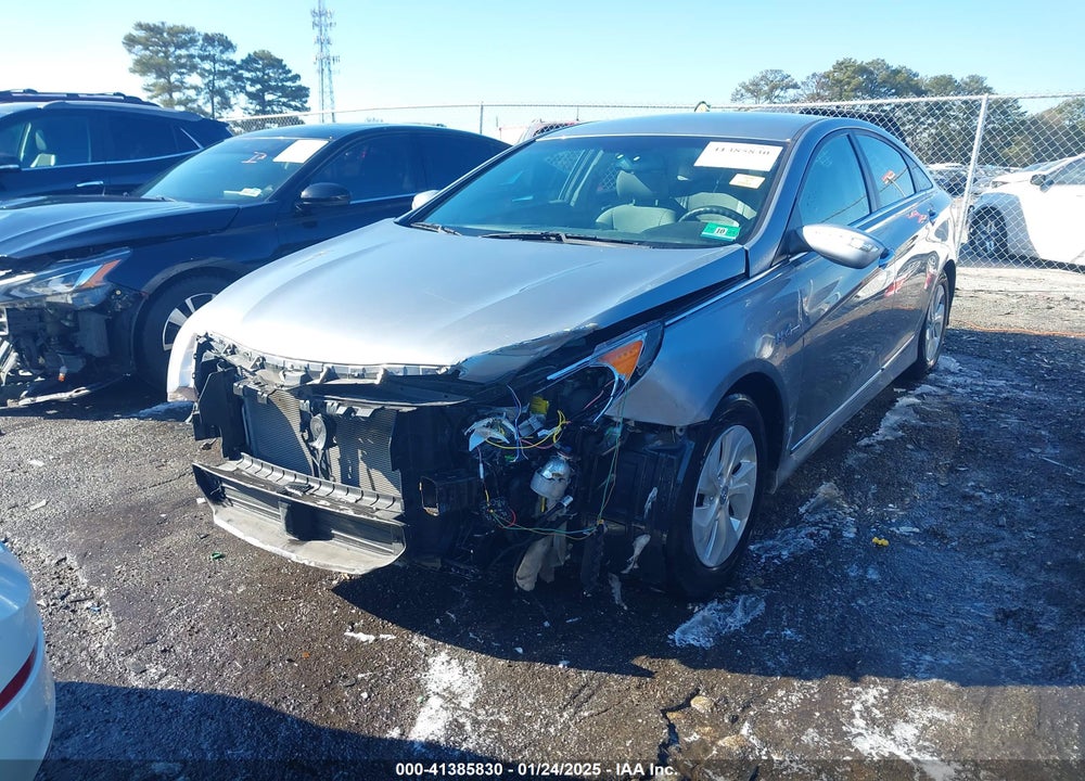 2015 HYUNDAI SONATA HYBRID VIN: KMHEC4A48FA138972
