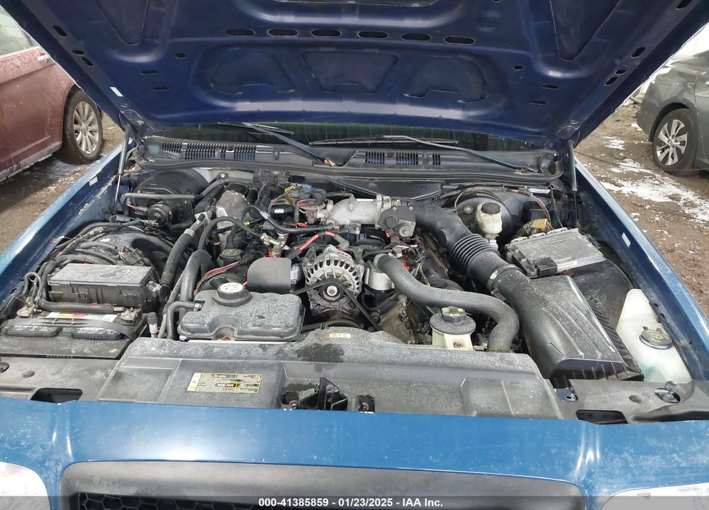 2008 FORD CROWN VICTORIA VIN: 2FAHP71V08X130073