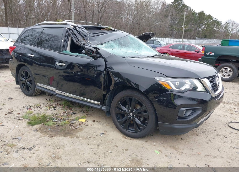 2017 NISSAN PATHFINDER PLATINUM VIN: 5N1DR2MN5HC679665