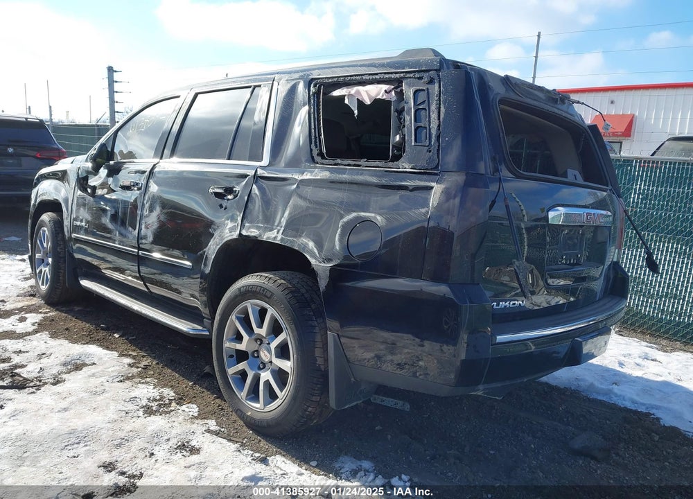 2017 GMC YUKON DENALI VIN: 1GKS2CKJ2HR298928