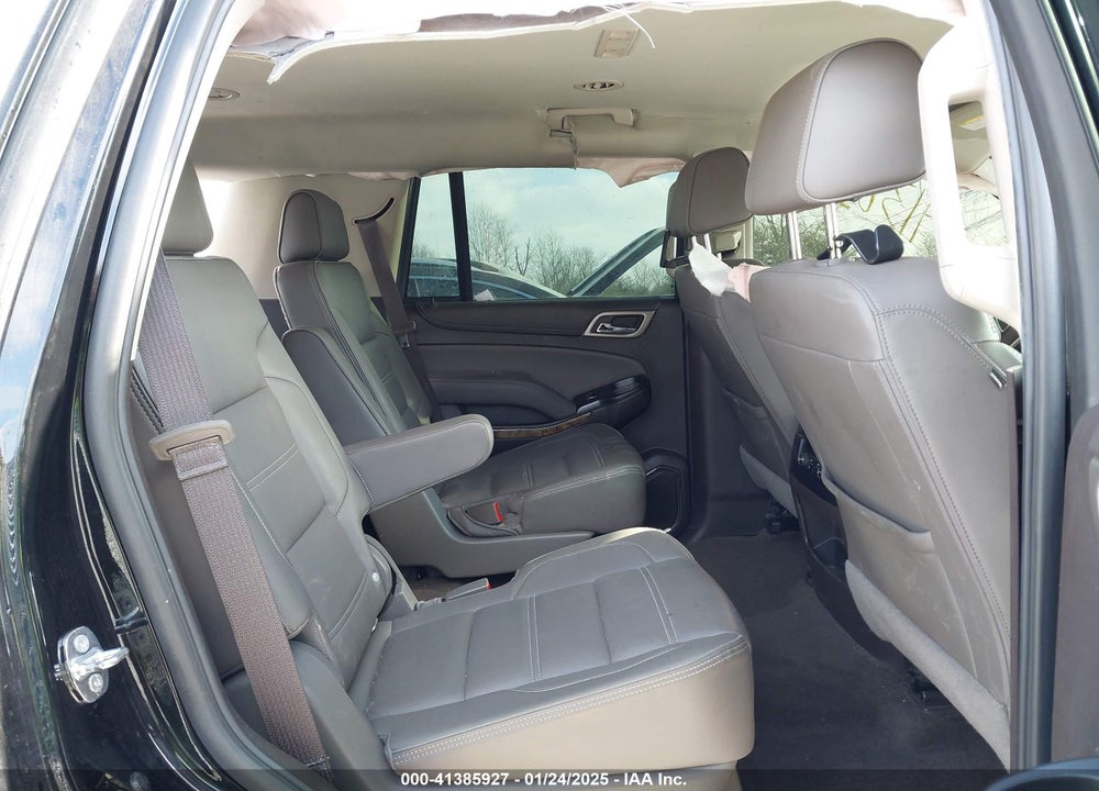 2017 GMC YUKON DENALI VIN: 1GKS2CKJ2HR298928