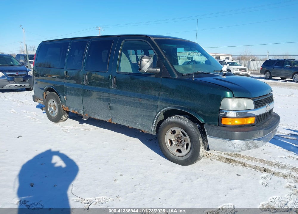2005 CHEVROLET EXPRESS VIN: 1GNFH15T651204290