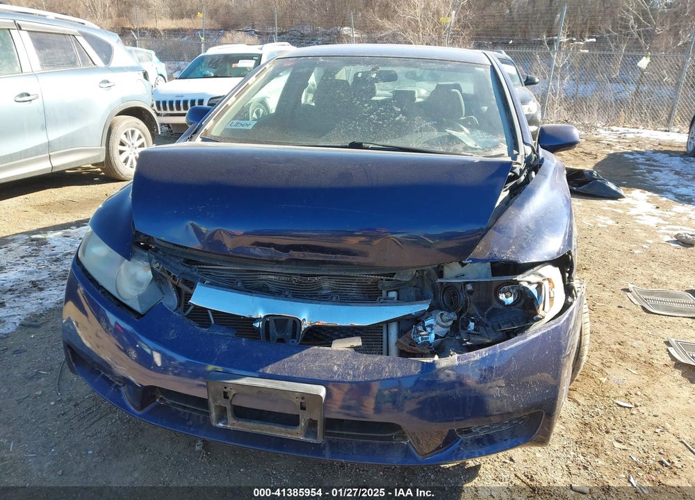 2010 HONDA CIVIC LX VIN: 19XFA1F50AE086953