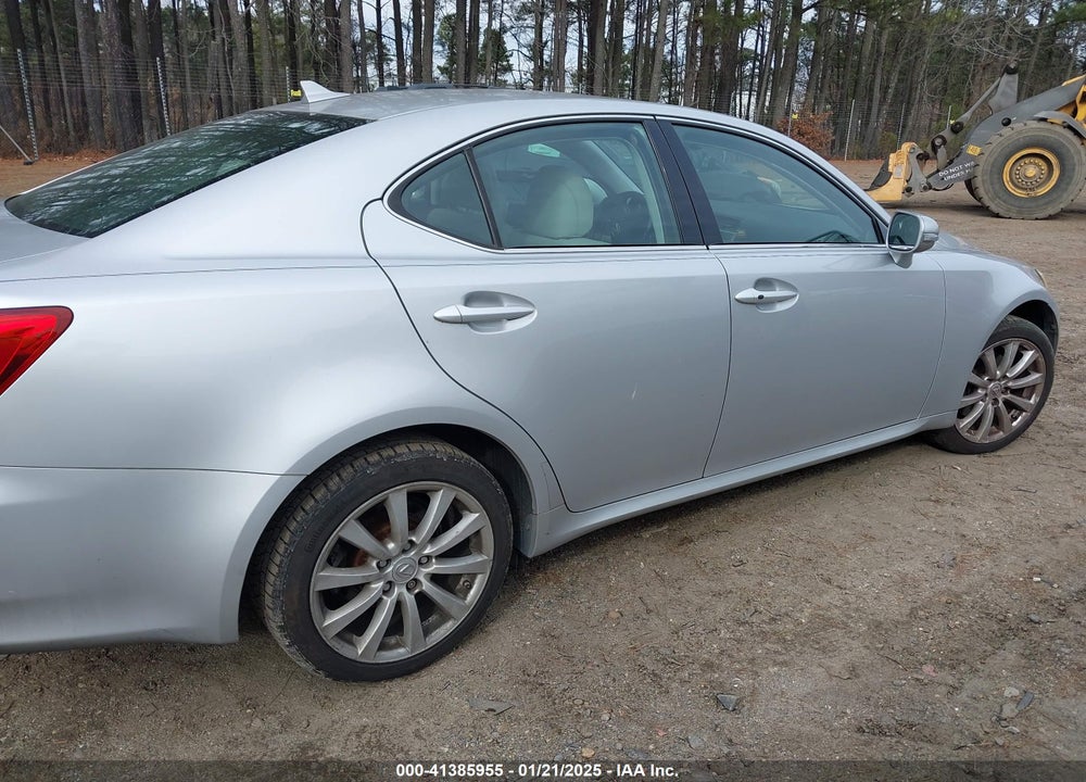 2009 LEXUS IS 250 VIN: JTHCK262492031389