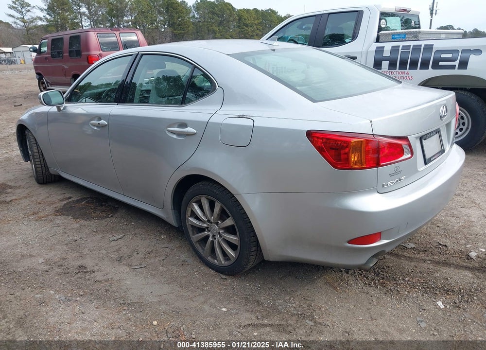 2009 LEXUS IS 250 VIN: JTHCK262492031389