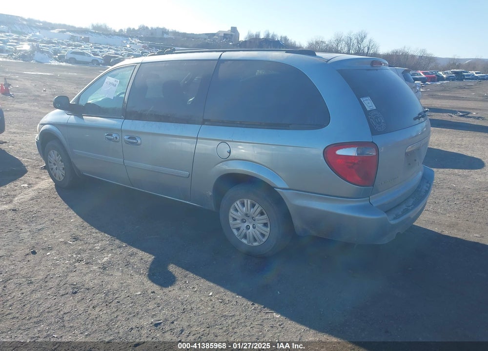 2005 CHRYSLER TOWN & COUNTRY LX VIN: 2C4GP44R15R303862