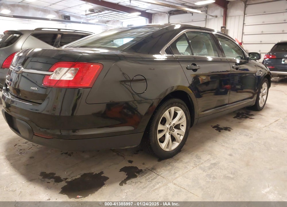 2010 FORD TAURUS SEL VIN: 1FAHP2EW5AG141880