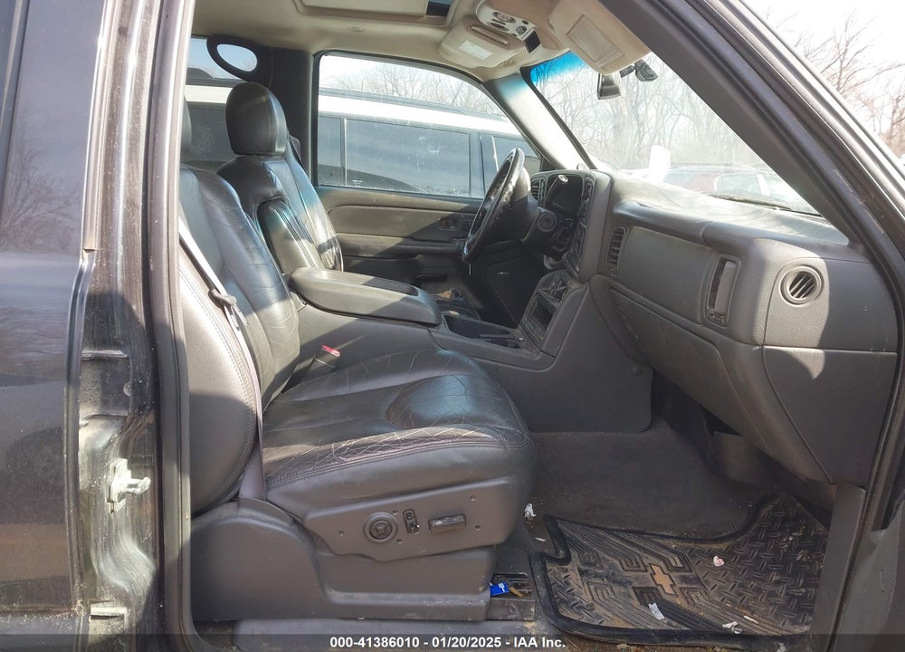 2004 CHEVROLET AVALANCHE 1500 VIN: 3GNEK12T24G219905