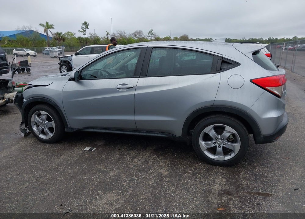 2020 HONDA HR-V 2WD LX VIN: 3CZRU5H32LM706826