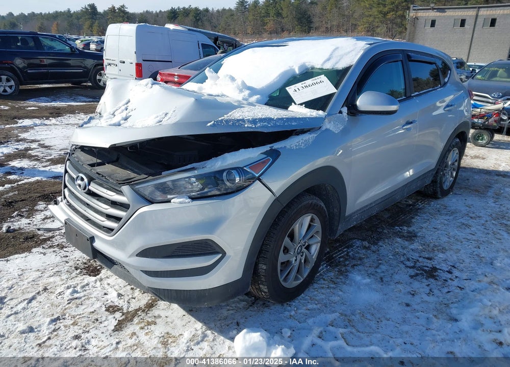 2018 HYUNDAI TUCSON SE VIN: KM8J2CA47JU694712