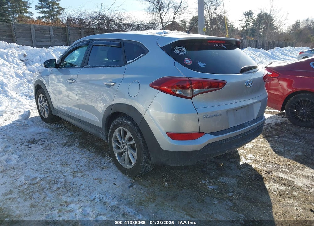 2018 HYUNDAI TUCSON SE VIN: KM8J2CA47JU694712