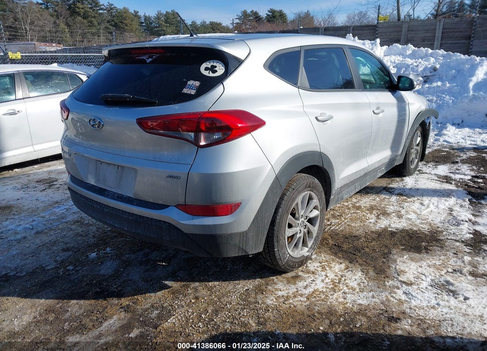 2018 HYUNDAI TUCSON SE VIN: KM8J2CA47JU694712