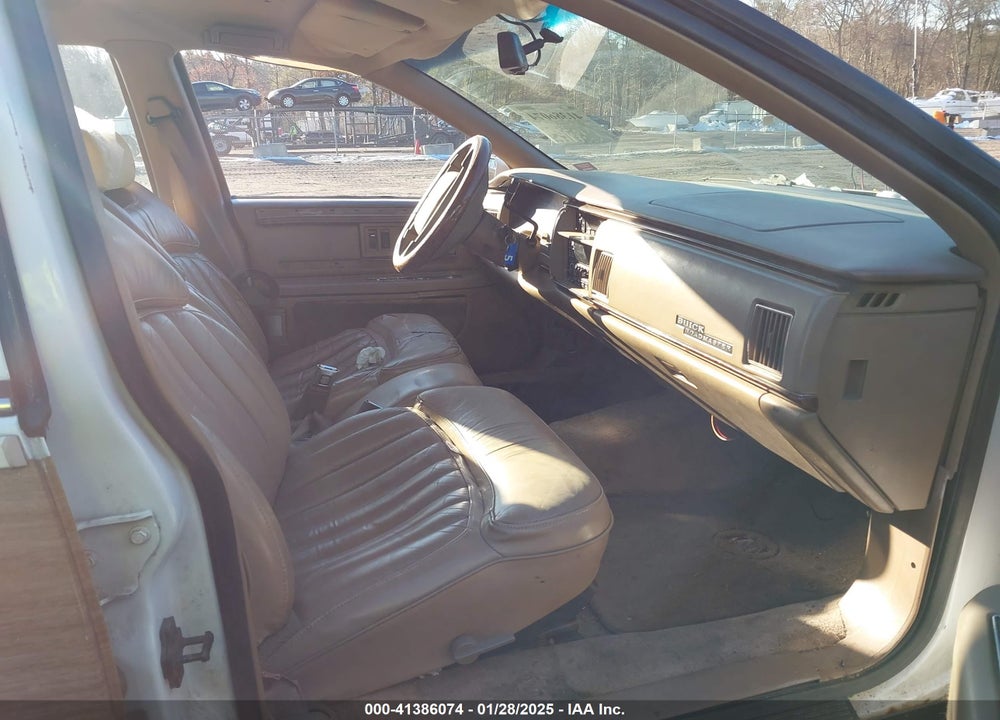 1995 BUICK ROADMASTER ESTATE VIN: 1G4BR82P6SR408567