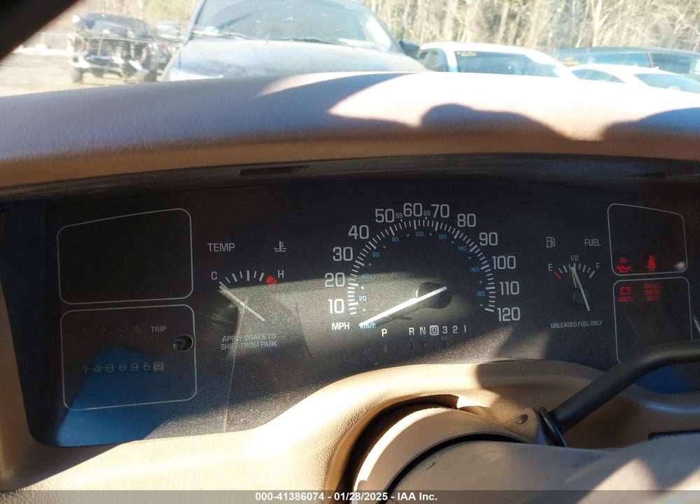 1995 BUICK ROADMASTER ESTATE VIN: 1G4BR82P6SR408567
