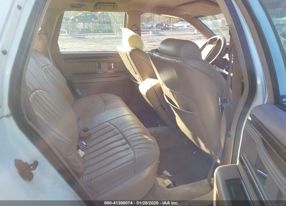 1995 BUICK ROADMASTER ESTATE VIN: 1G4BR82P6SR408567