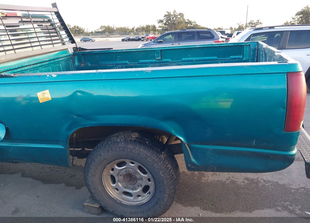 1995 CHEVROLET GMT-400 C2500 VIN: 1GCGC29K8SE144326