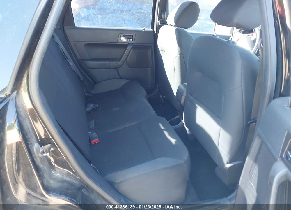 2010 FORD FOCUS VIN: 1FAHP3GN5AW183725