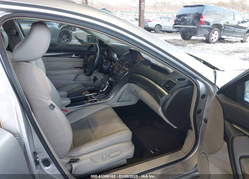 2014 ACURA TL VIN: 19UUA8F56EA001141