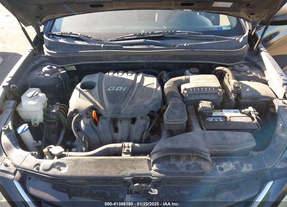 2011 HYUNDAI SONATA VIN: 5NPEB4AC1BH213058