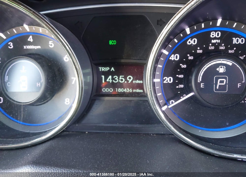 2011 HYUNDAI SONATA VIN: 5NPEB4AC1BH213058