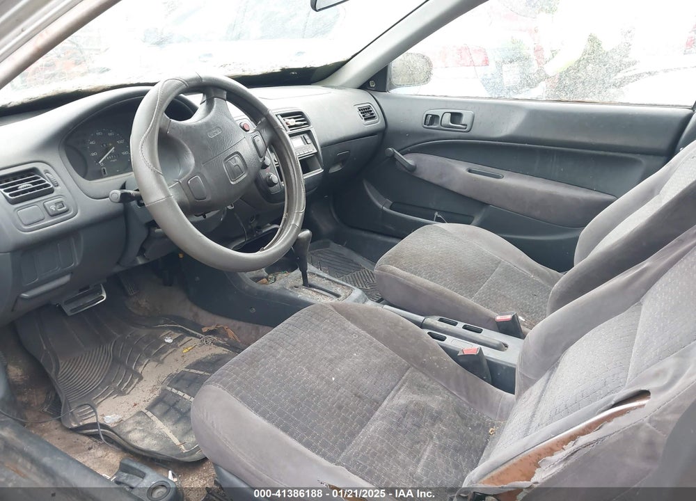 2000 HONDA CIVIC DX VIN: 1HGEJ6226YL071168