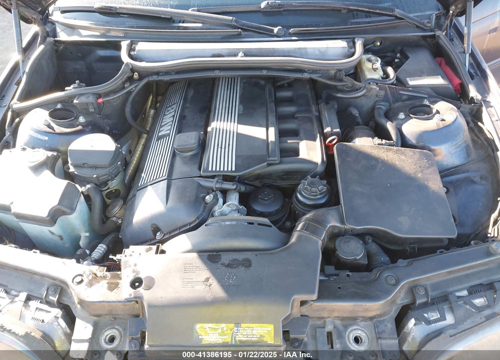 2002 BMW 325I VIN: WBAET374X2NJ18440