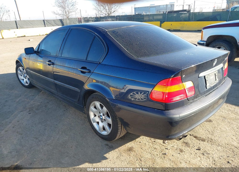 2002 BMW 325I VIN: WBAET374X2NJ18440