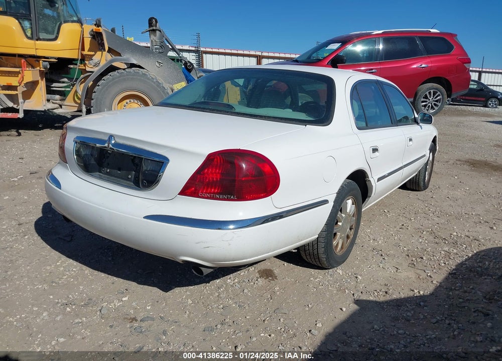 2000 LINCOLN CONTINENTAL VIN: 1LNHM97V2YY767189