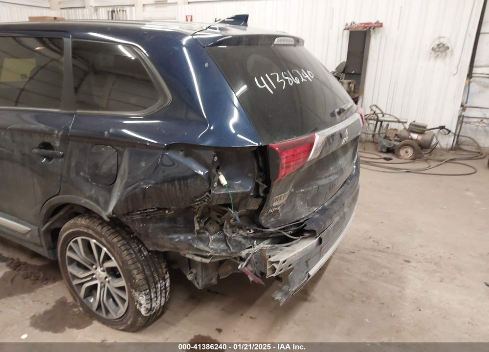 2018 MITSUBISHI OUTLANDER SE VIN: JA4AZ3A3XJJ006138