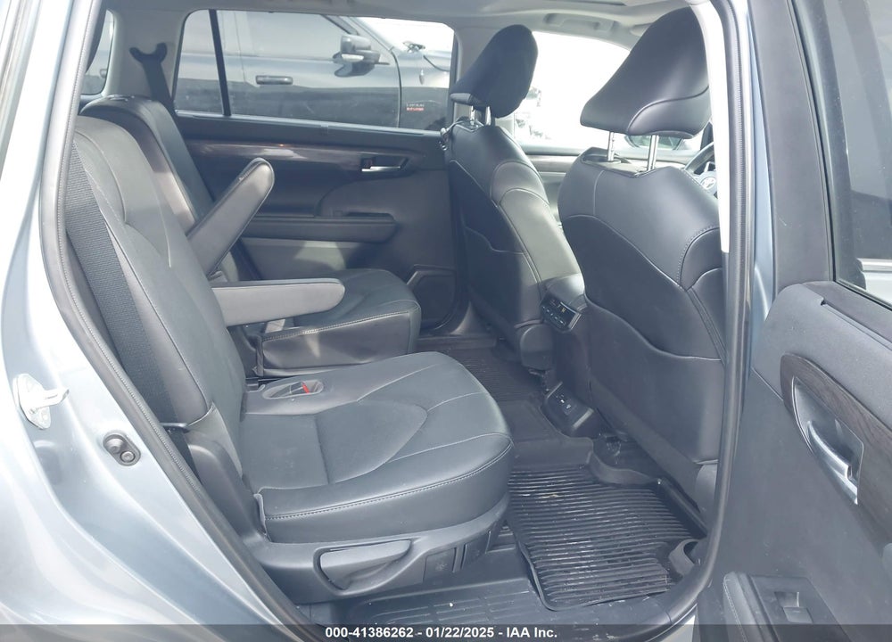 2021 TOYOTA HIGHLANDER LIMITED VIN: 5TDDZRBHXMS110992