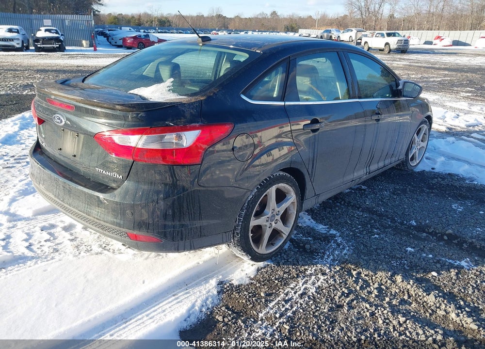 2013 FORD FOCUS TITANIUM VIN: 1FADP3J23DL198193