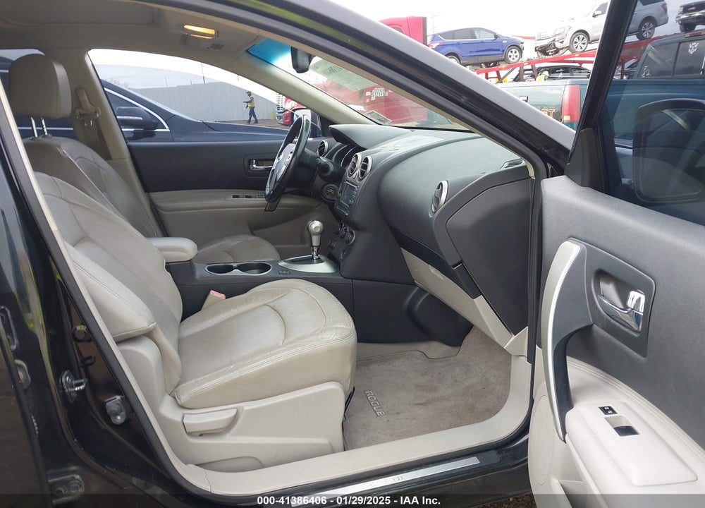 2011 NISSAN ROGUE SV VIN: JN8AS5MV0BW261327